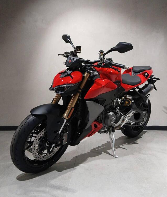Ducati Streetfighter V2 (2025) (4)