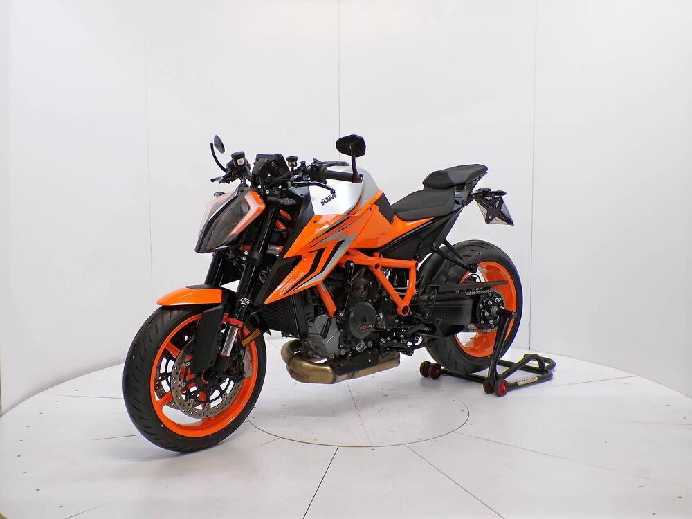 KTM 1290 Super Duke R (2022 - 23) (3)