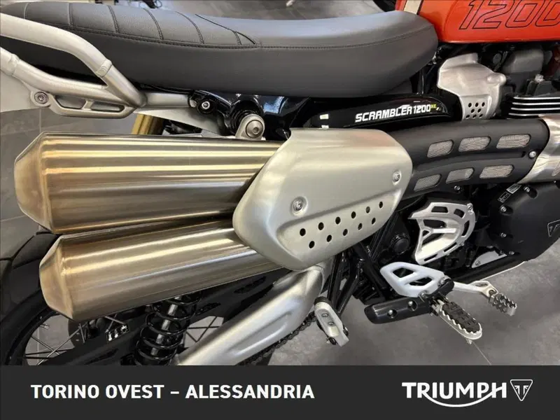 Triumph Scrambler 1200 XE (2024 - 25) (11)
