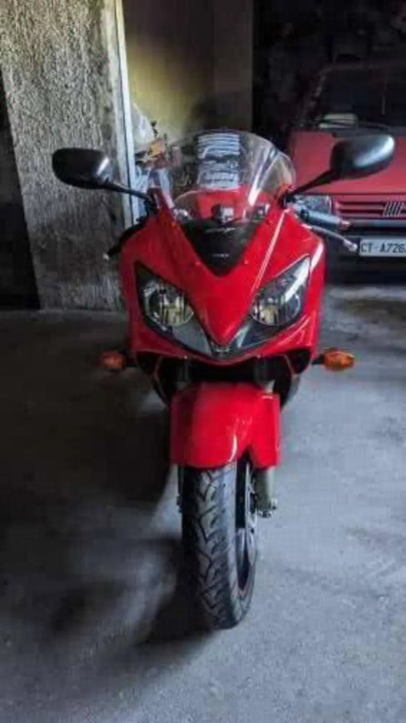Honda CBR 600 F (2001 - 06) (2)