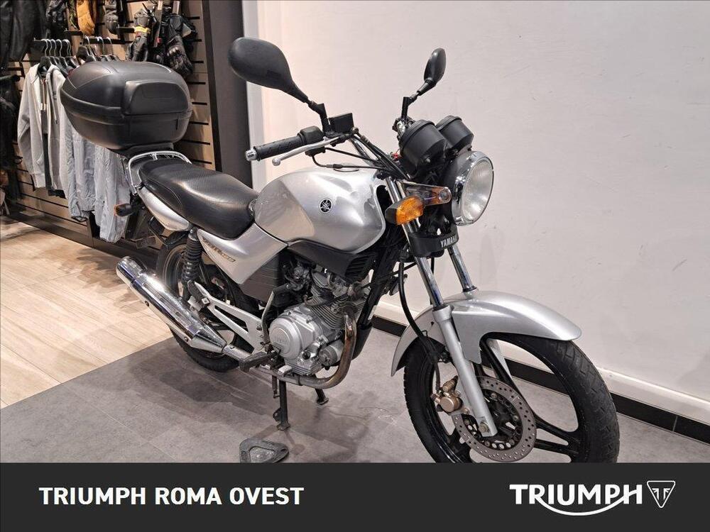 Yamaha YBR 125 (2005 - 09) (4)