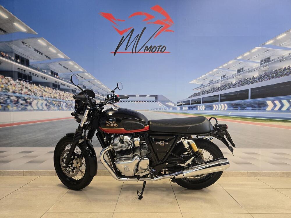 Royal Enfield Interceptor 650 (2021 - 25) (4)