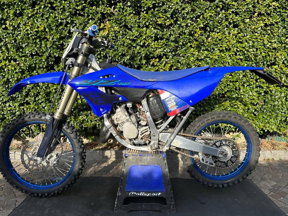 Yamaha YZ 125 (2024) (2)
