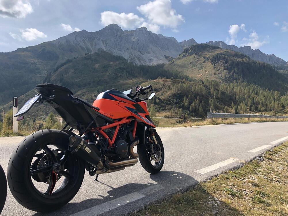 KTM 1290 Super Duke R (2021) (3)