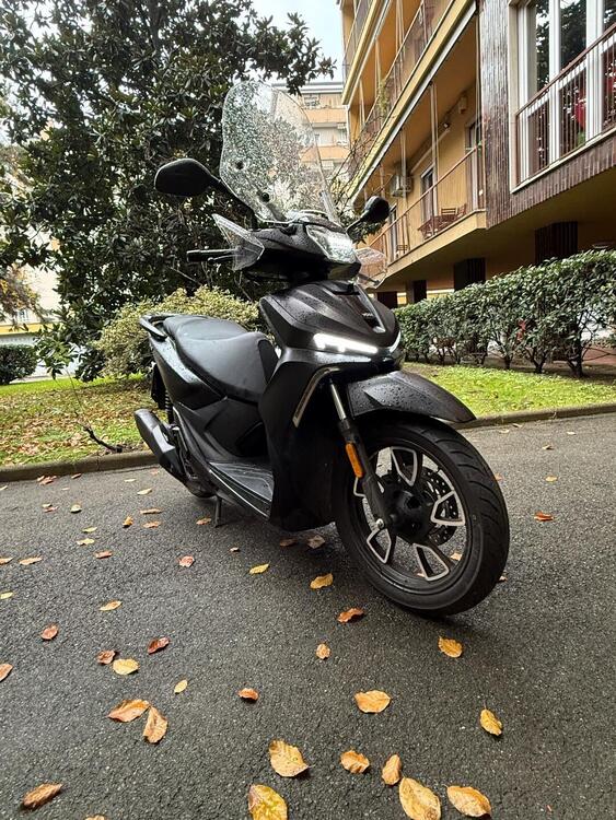 Voge Sfida SR16 125 (2025) (3)