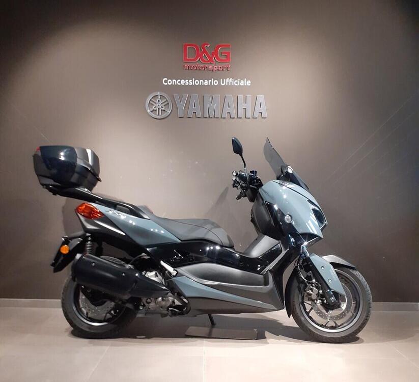 Yamaha X-Max 300 Tech Max (2021 - 24) (2)