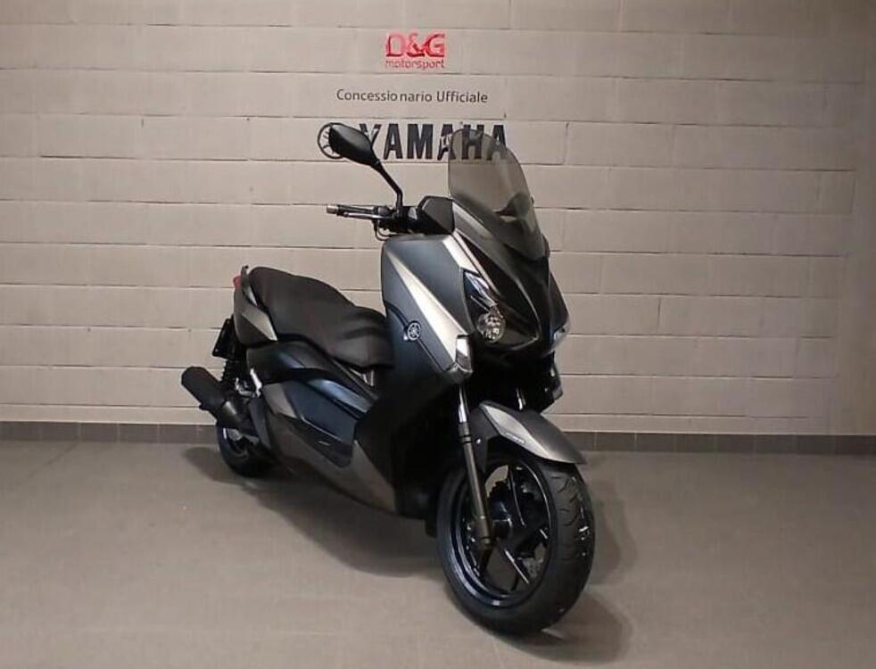 Yamaha X-Max 250 (2014 - 16) (2)