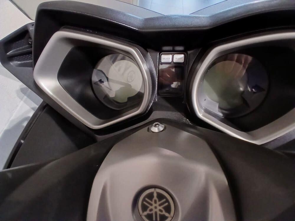 Yamaha X-Max 250 (2014 - 16) (5)