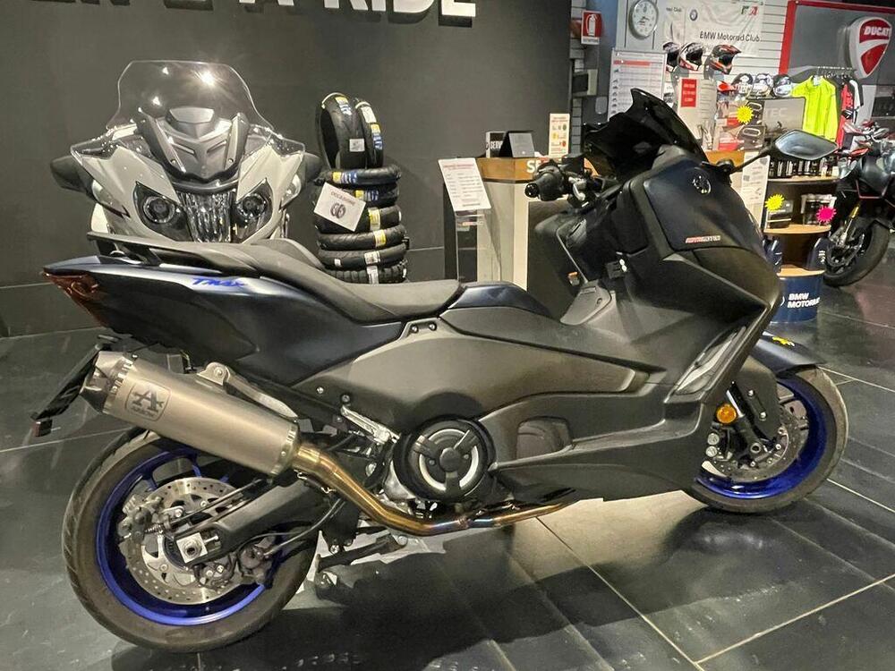 Yamaha T-Max 560 (2022 - 24)