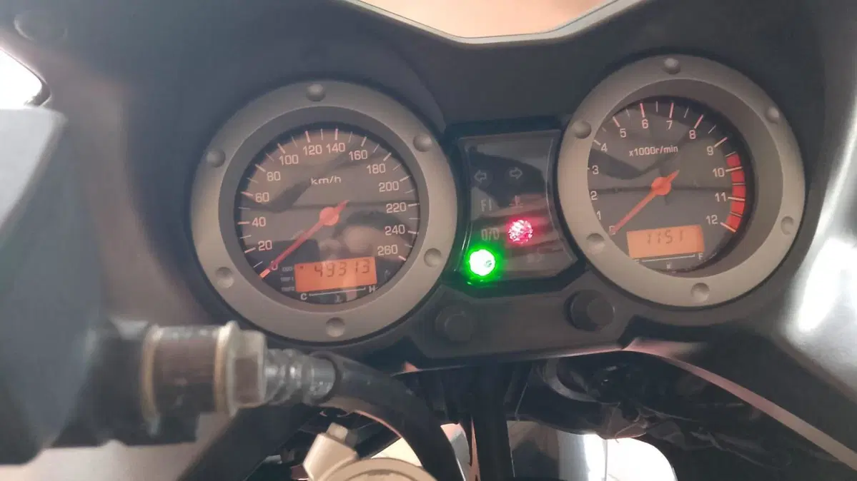 Suzuki V-Strom 1000 (2002 - 06) (5)