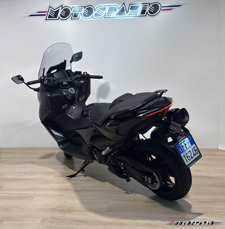 Yamaha T-Max 560 Tech Max (2022 - 24) (3)