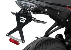 Portatarga Barracuda YMTR710420 specifico per YAMA