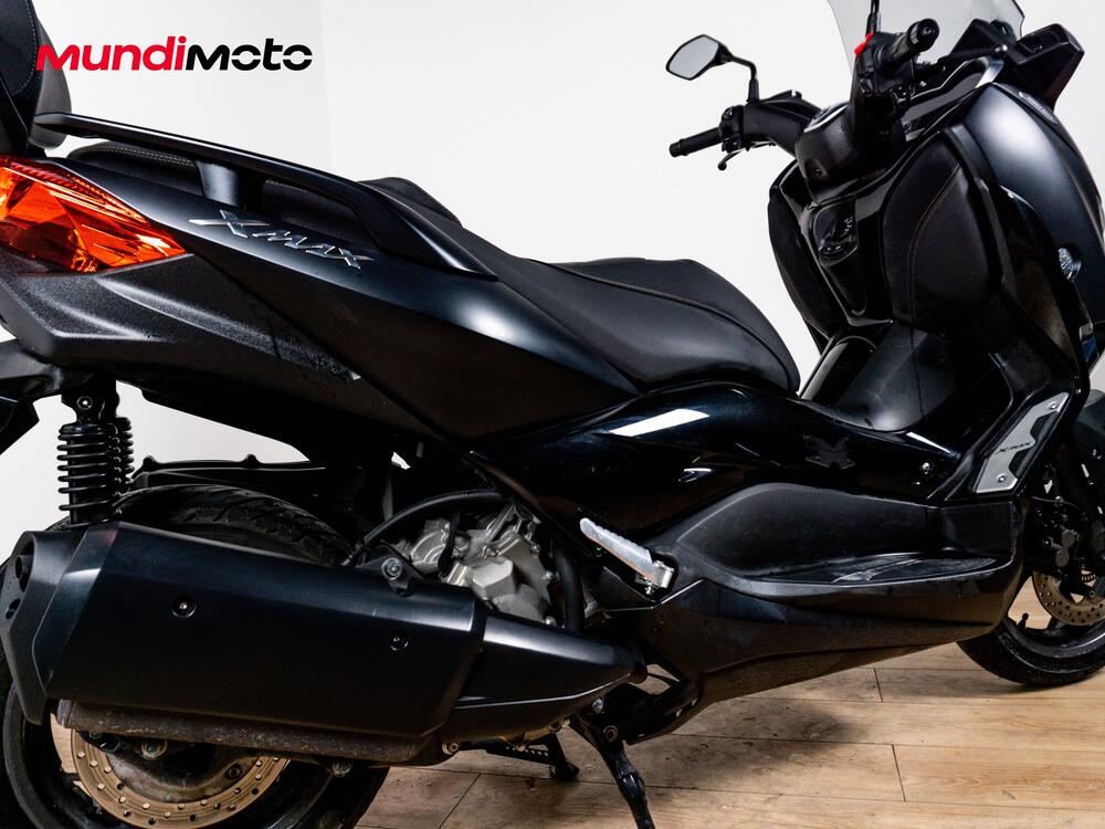 Yamaha X-Max 250 Iron Max ABS (2016) (4)
