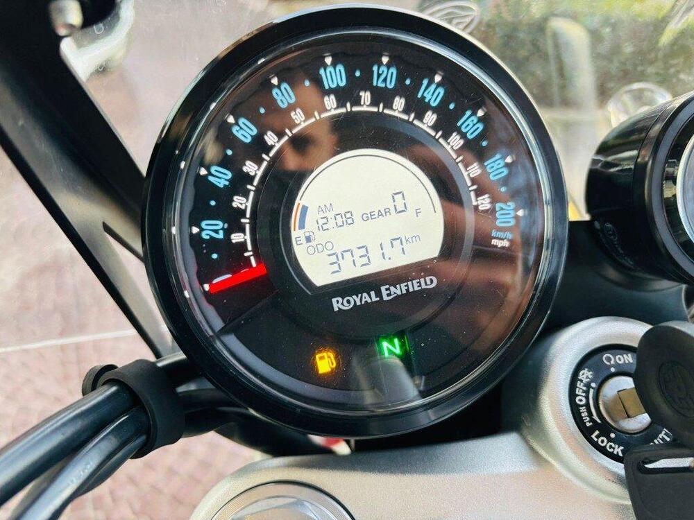 Royal Enfield Super Meteor 650 (2023 - 25) (3)