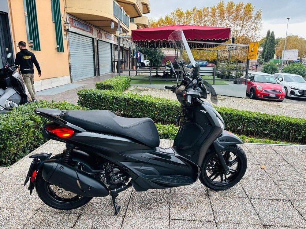 Piaggio Beverly 300 S ABS-ASR (2021 - 25) (3)