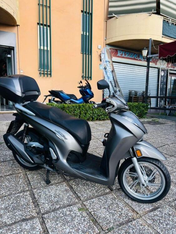 Honda SH 350 (2021 - 24) (4)