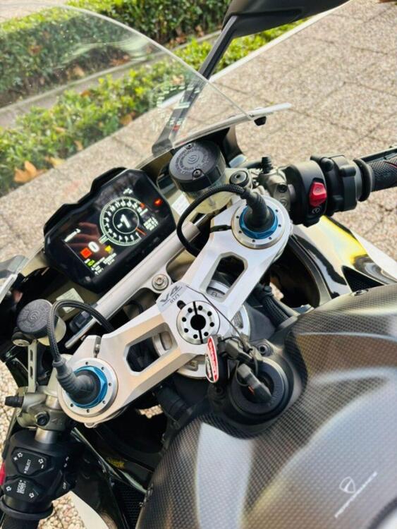 Ducati Panigale V4 S 1100 (2020) (2)