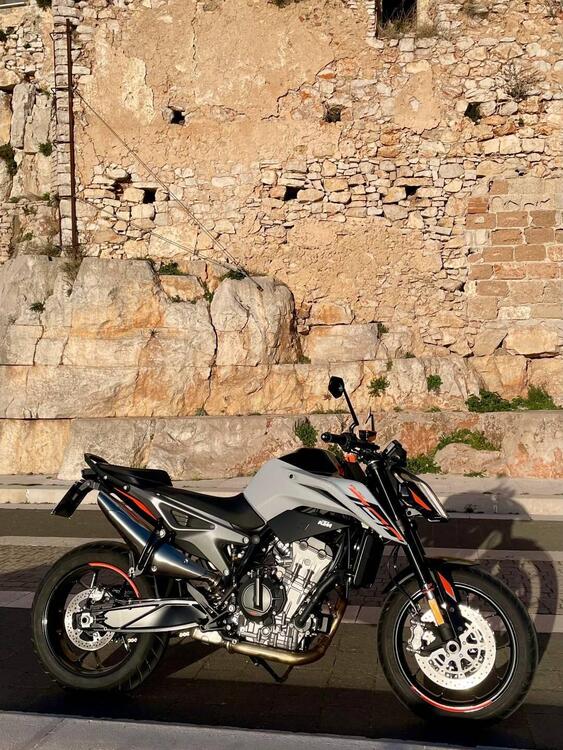 KTM 790 Duke L (2023 - 24) (4)