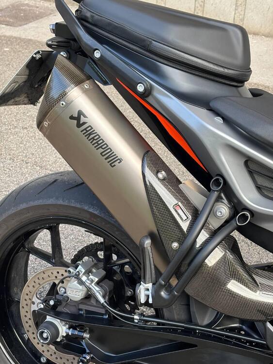 KTM 790 Duke L (2023 - 24) (2)