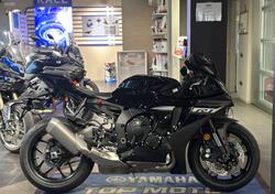 Yamaha YZF R1 (2020 - 25) usata