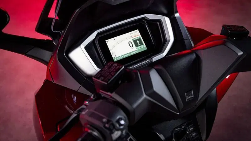 Honda Forza 350 (2025 - 26) (6)
