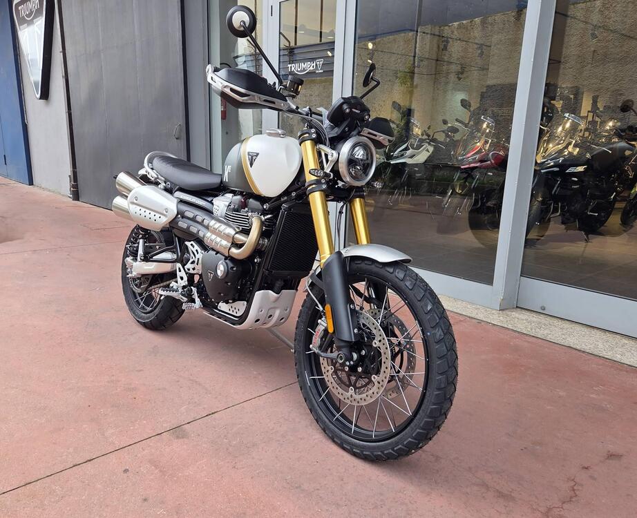 Triumph Scrambler 1200 XE (2026) (4)