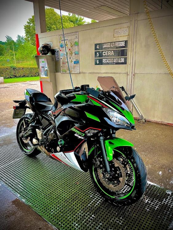 Kawasaki Ninja 650 (2017 - 19) (2)