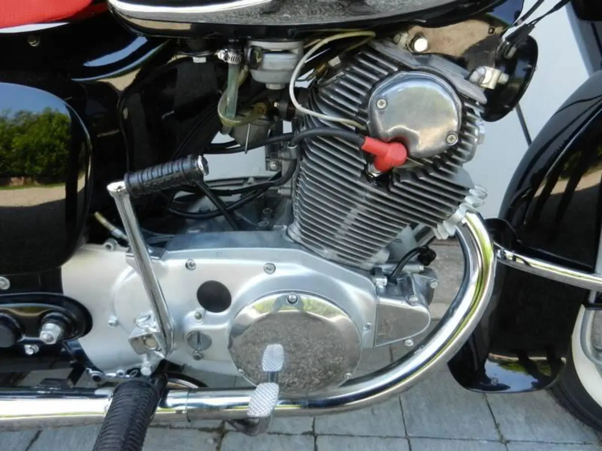 Honda C72 (11)