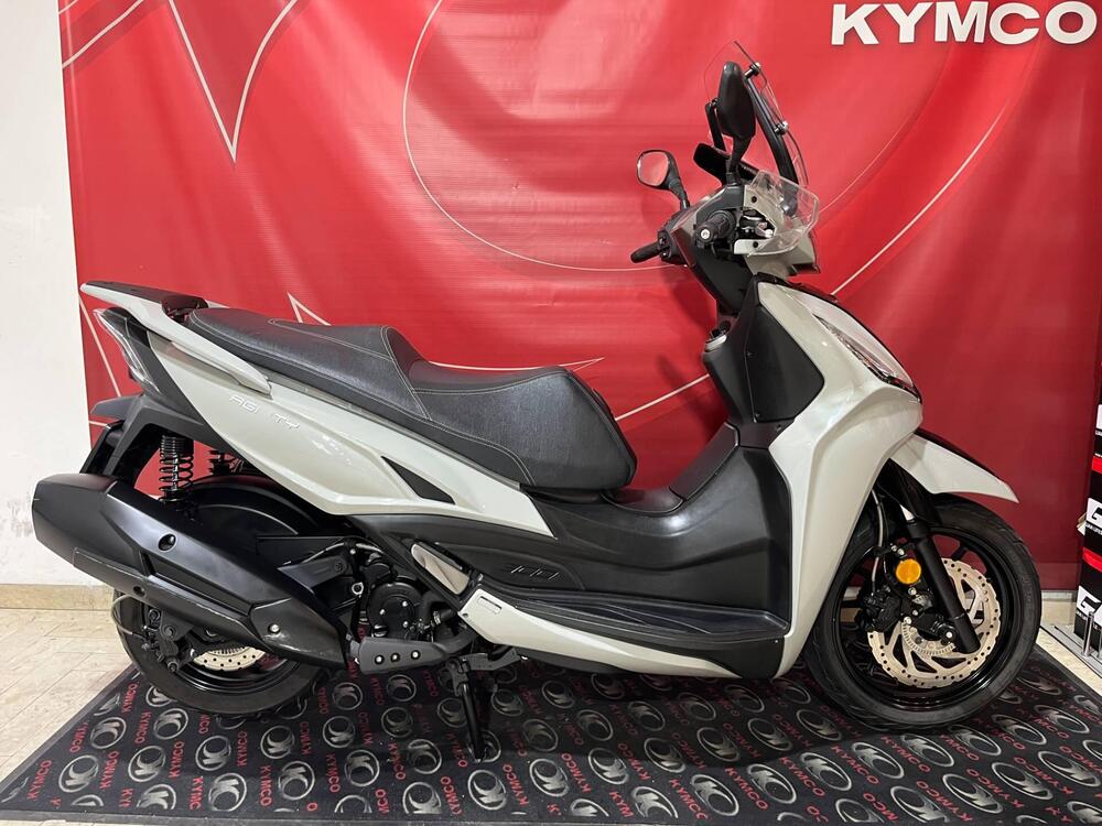 Kymco Agility 300i R16 ABS (2020) (2)