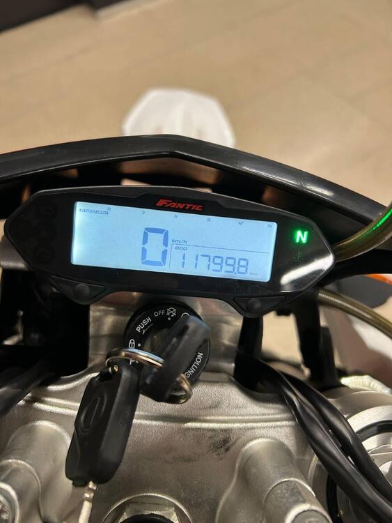 Fantic Motor XMF 125 Motard Performance 4t (2021 - 22) (3)