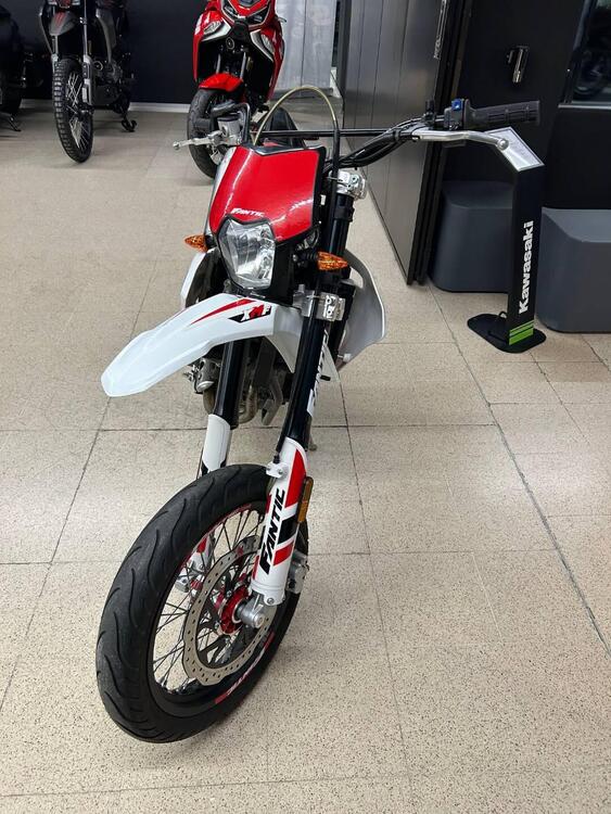 Fantic Motor XMF 125 Motard Performance 4t (2021 - 22) (4)