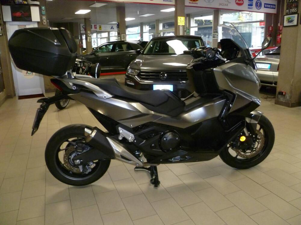 Honda Forza 750 (2025) (3)