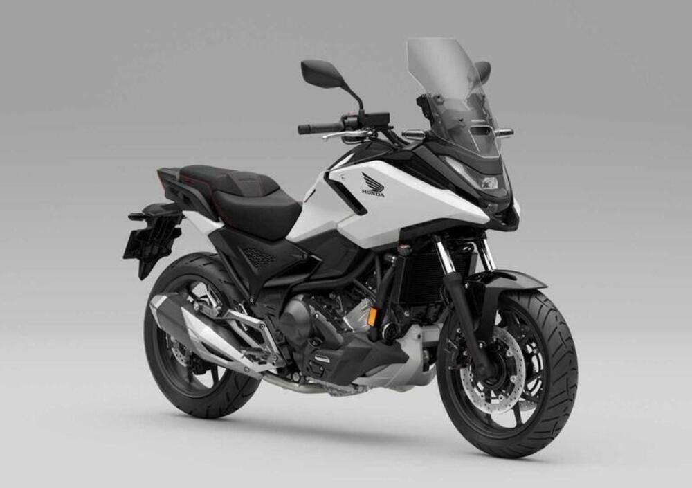 Honda NC 750 X (2025) (2)