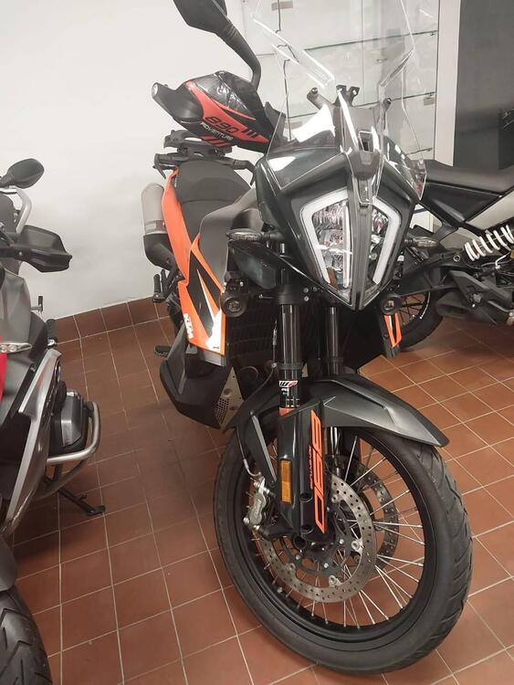 KTM 890 Adventure (2022) (3)