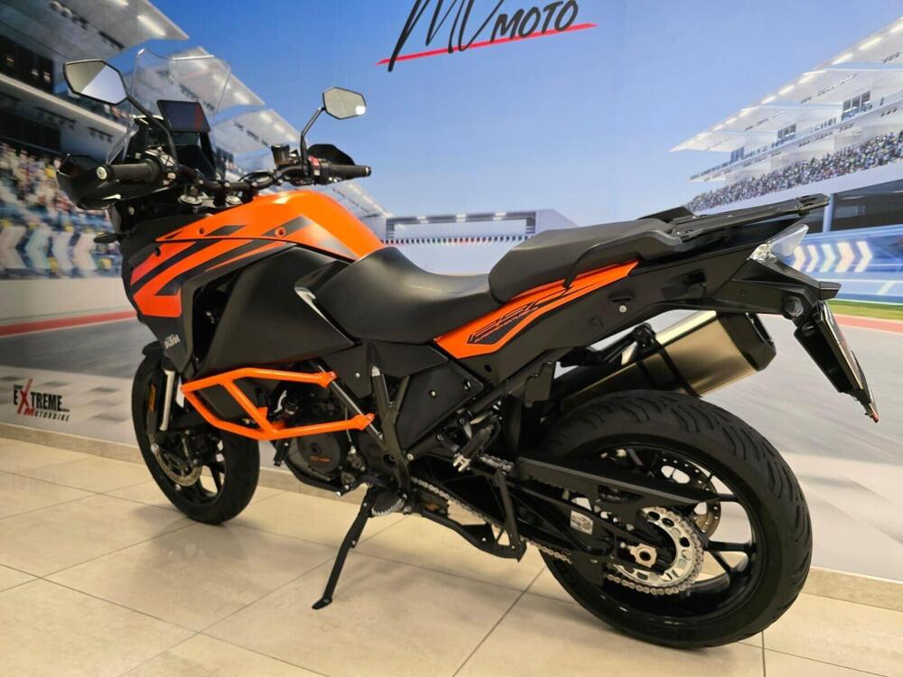 KTM 1290 Super Adventure S (2021) (4)