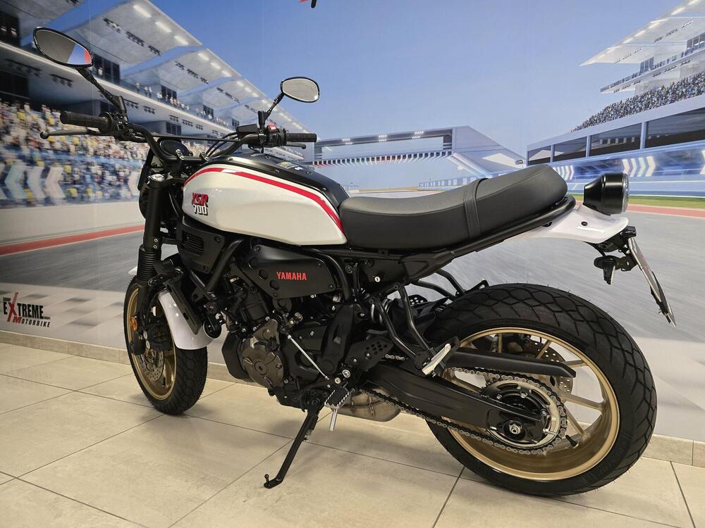 Yamaha XSR 700 XTribute (2022 - 24) (5)