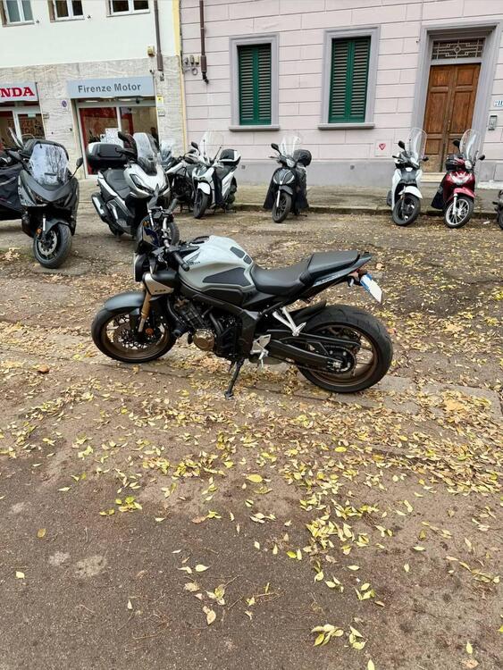 Honda CB 650 R (2024 - 25)