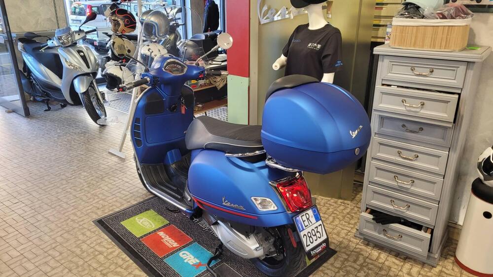 Vespa GTS 300 Super Sport Hpe (2021 - 22) (3)