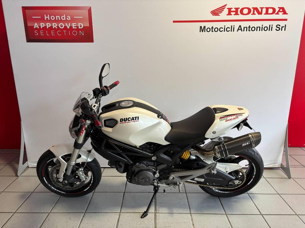 Ducati Monster 696 (2008 - 13) (2)