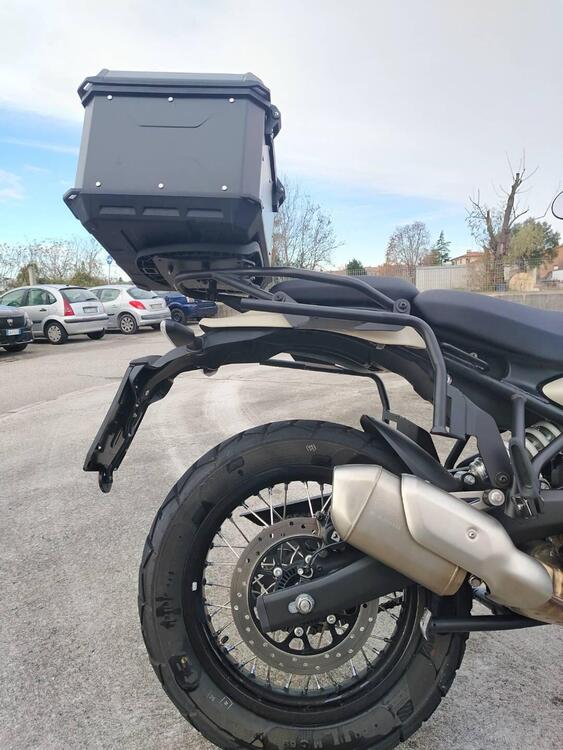 Royal Enfield Himalayan 411 (2021 - 24) (4)