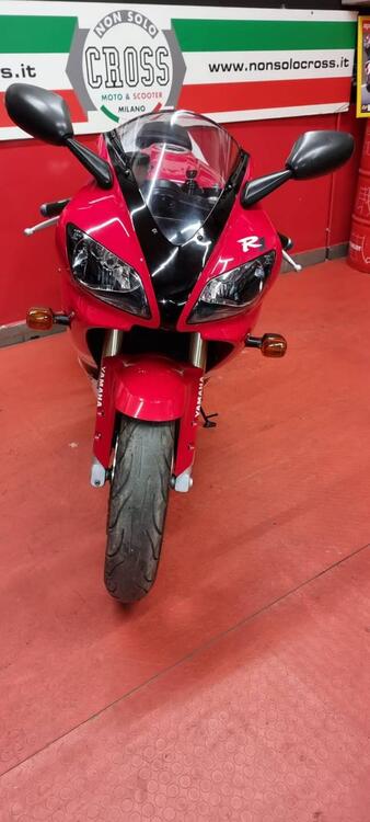 Yamaha YZF R1 (1998 - 99) (5)