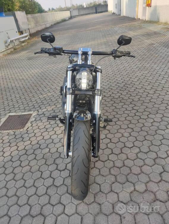 Harley-Davidson 107 Breakout (2018 - 19) - FXBR (2)