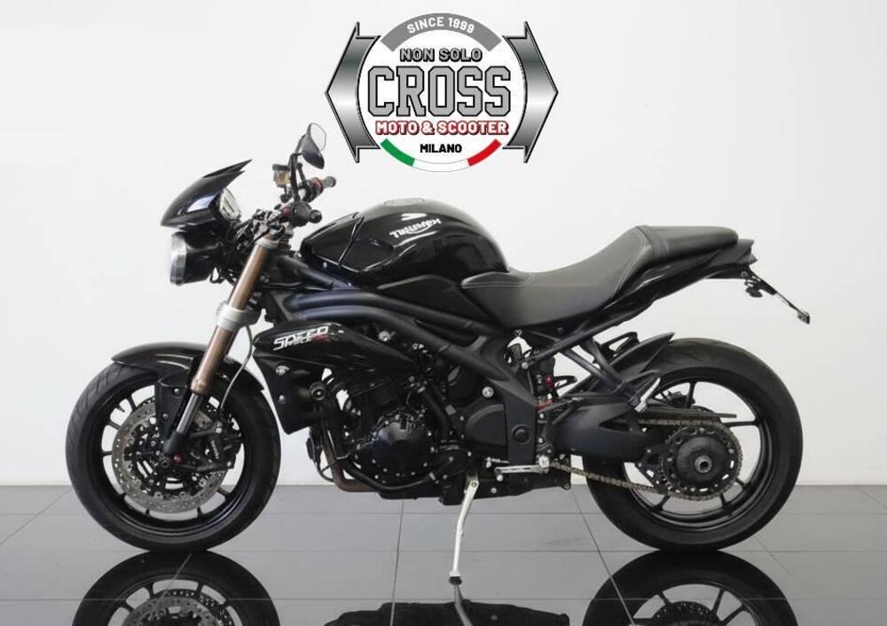Triumph Speed Triple 1050 (2011 - 13) (5)
