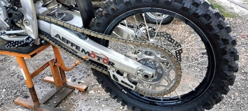 Honda CRF 250 R (2022) (3)