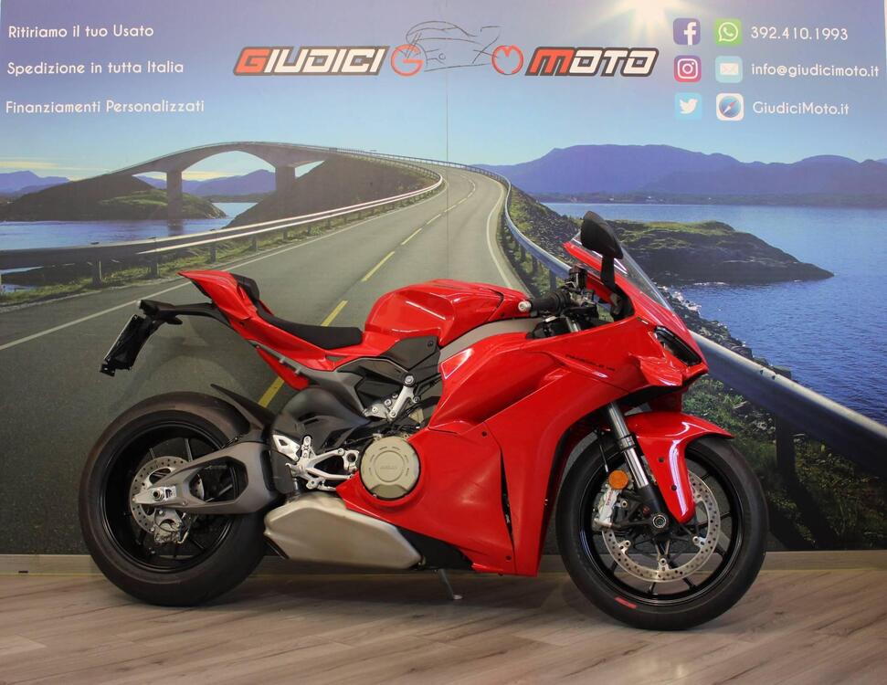 Ducati Panigale V4 (2025)