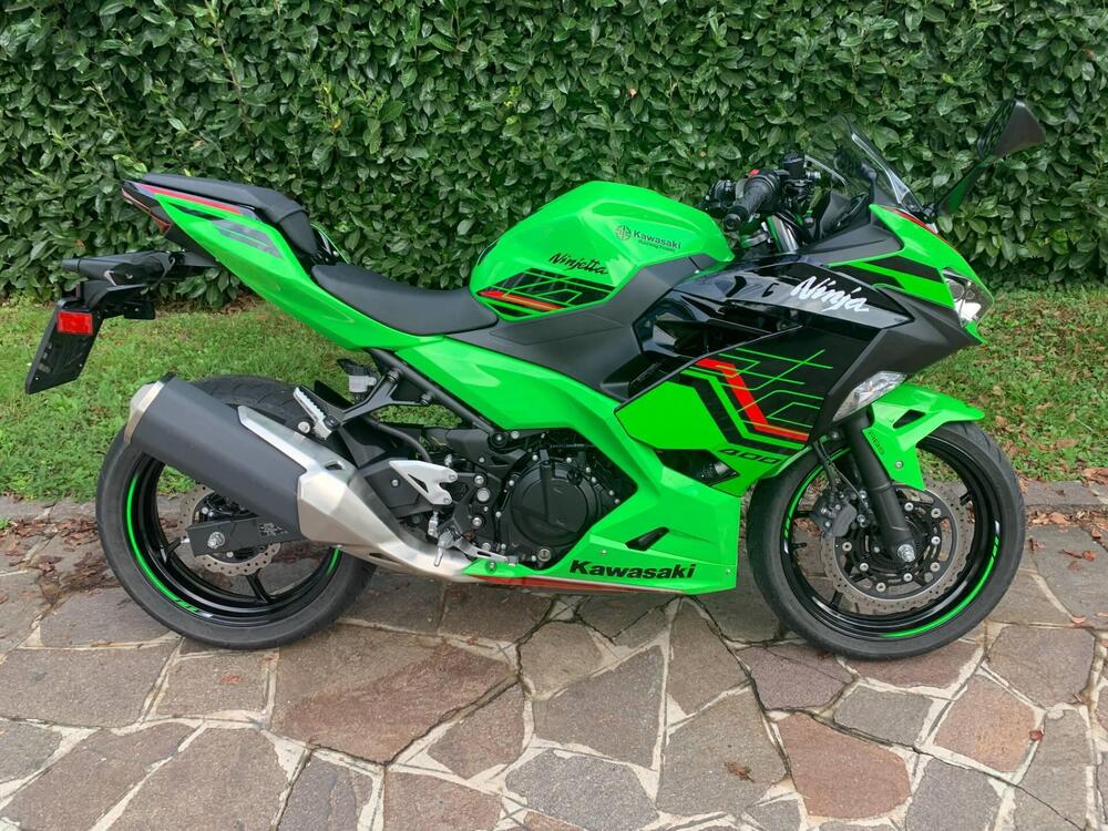 Kawasaki Ninja 400 (2023)