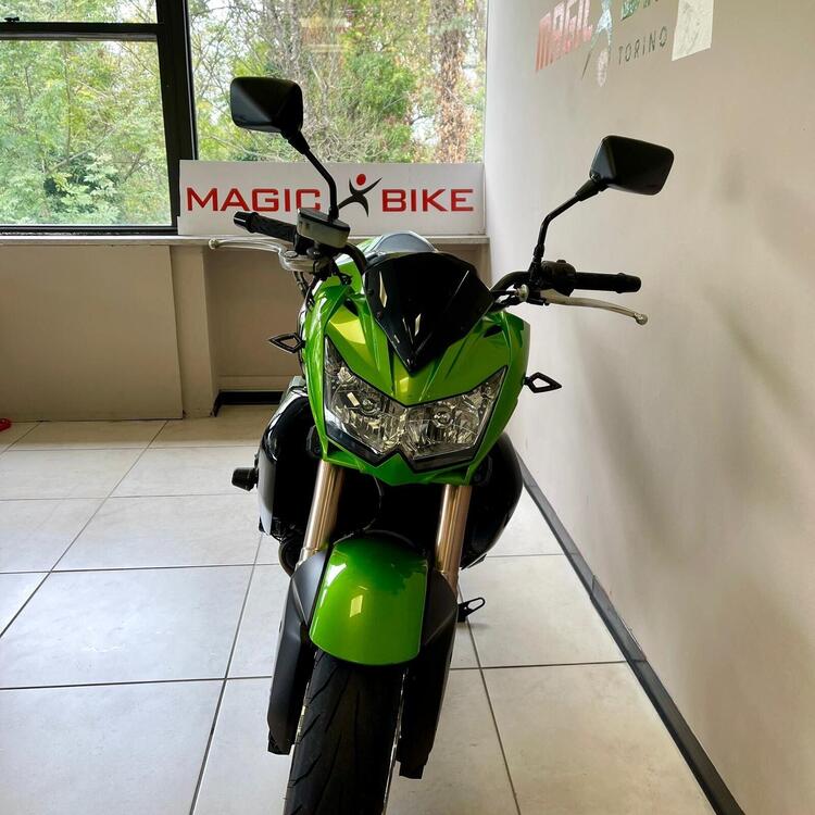 Kawasaki Z 750 R (2011 - 14) (4)