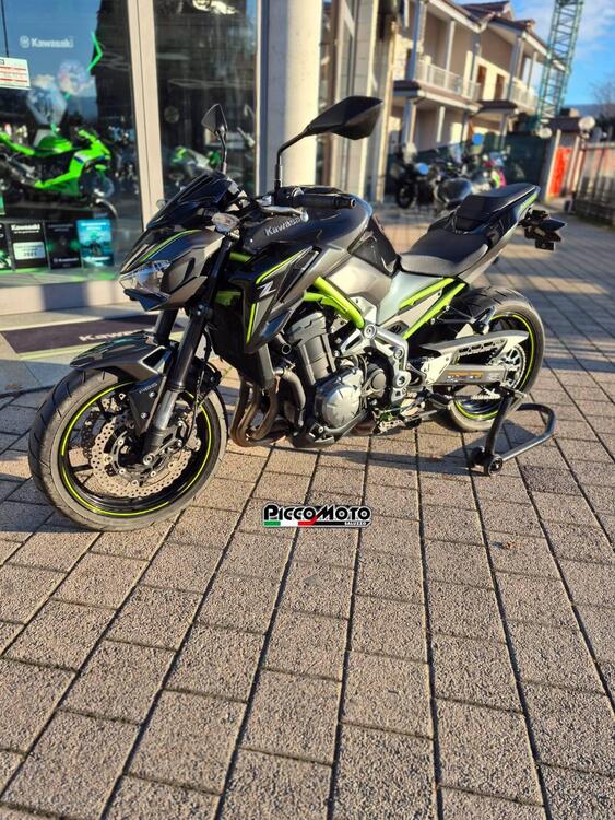 Kawasaki Z 900 (2017 - 18) (2)