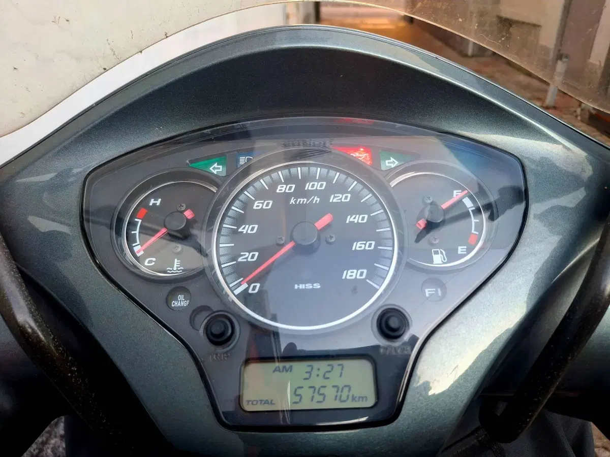 Honda SH 300 i (2006 - 10) (4)