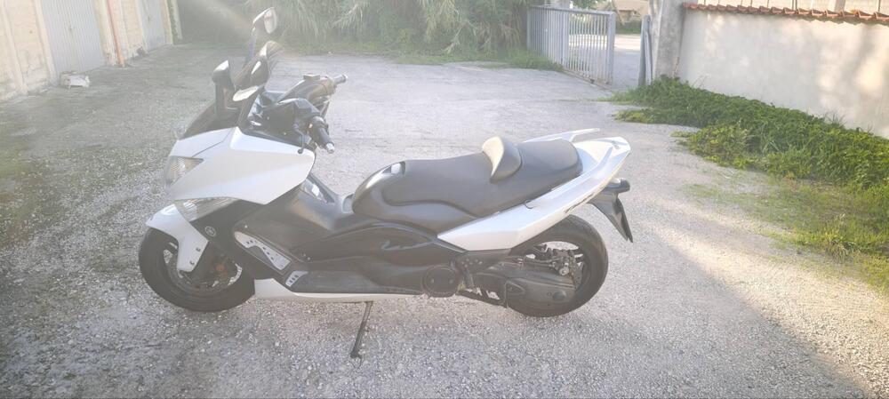 Yamaha T-Max 500 White Max (2010 - 11) (2)